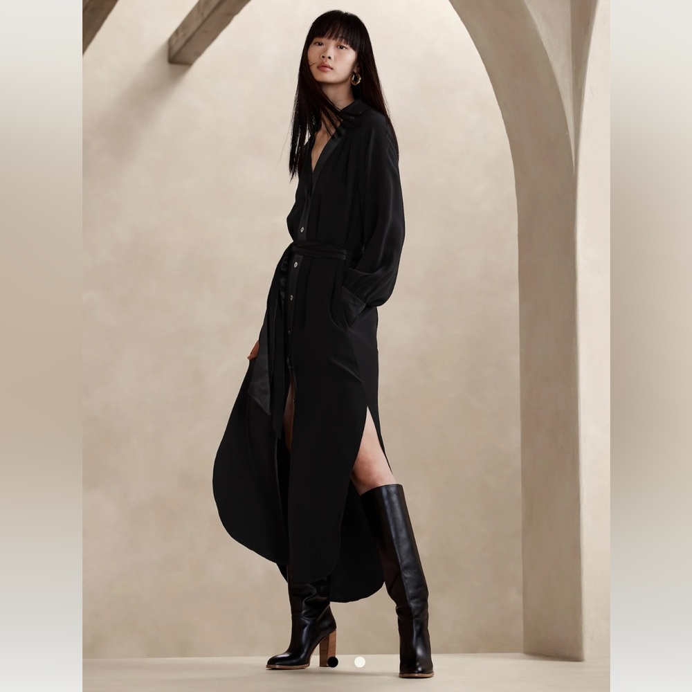 Classic! BANANA REPUBLIC Crepe/Satin Shirtdress, Black, Size Medium